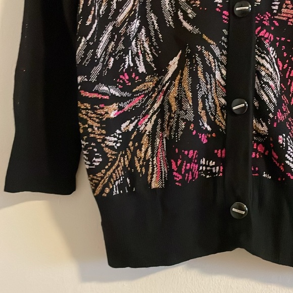 St. John Cardigan Sweater Women’s Size Medium Wool Metallic Pink Black - Picture 4 of 7
